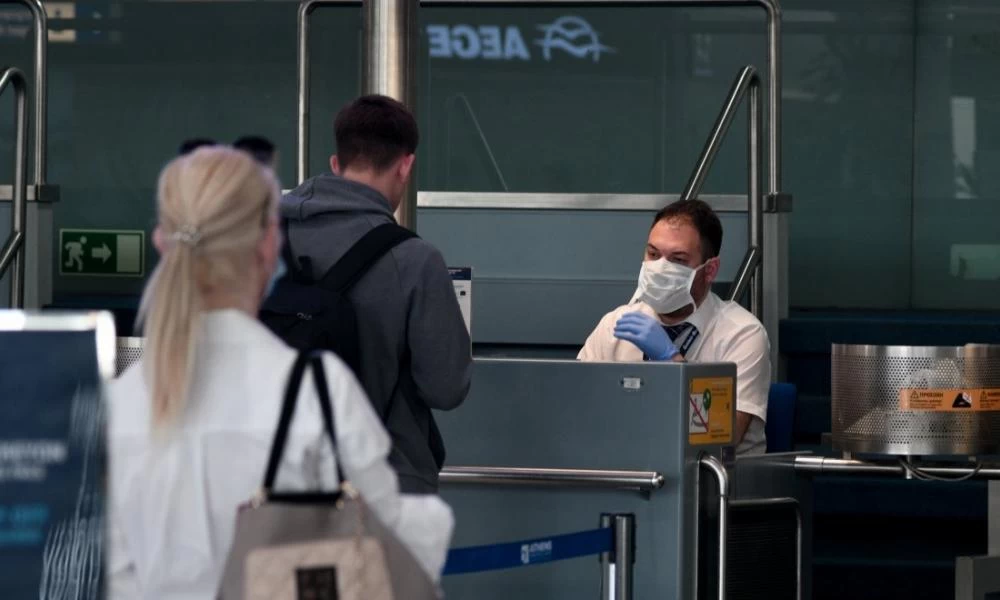 Αρνητικά τα πρώτα 250 αποτελέσματα από τα τεστ κορονοϊού στα αεροδρόμια